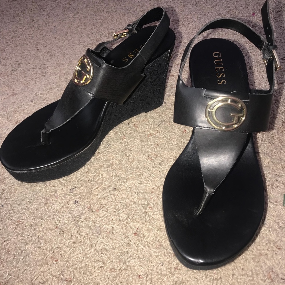 Guess Wedges !!